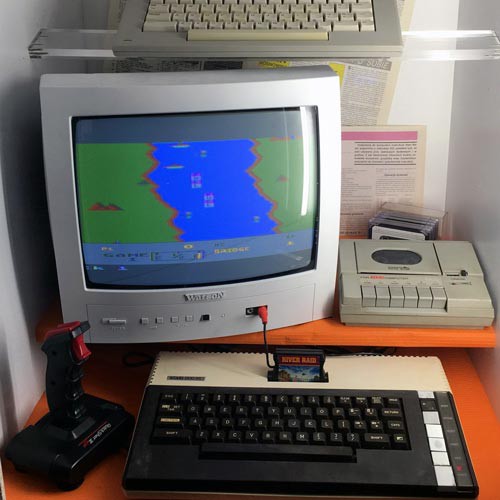 фото Atari 600XL/800XL